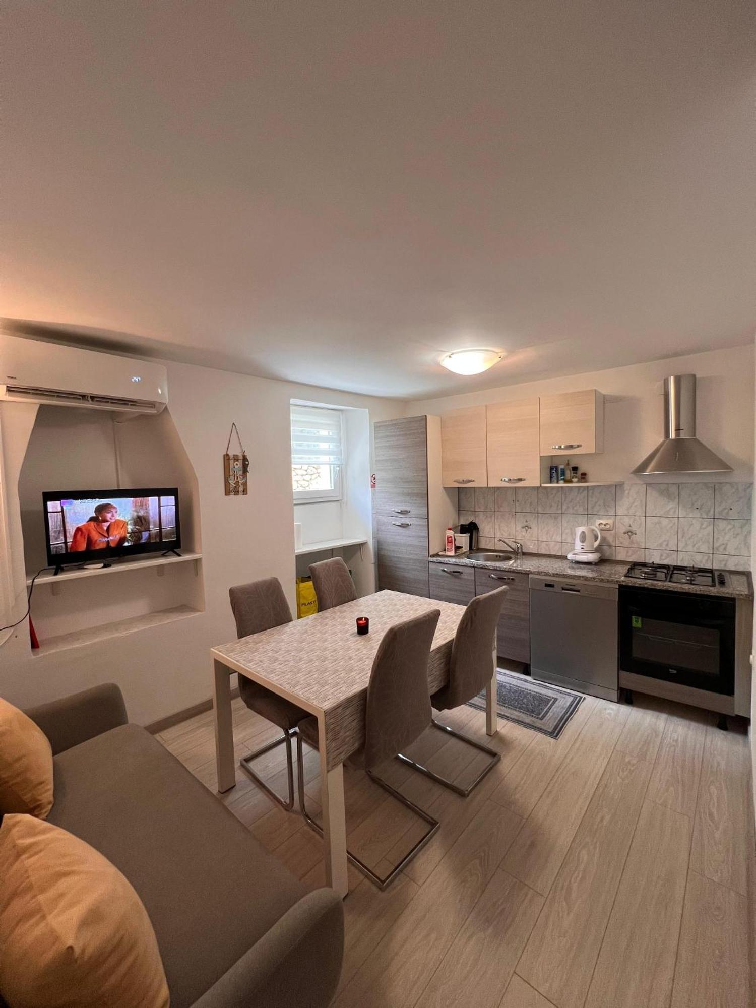 Apartman Gabriela Mali Losinj Mali Lošinj Exterior foto