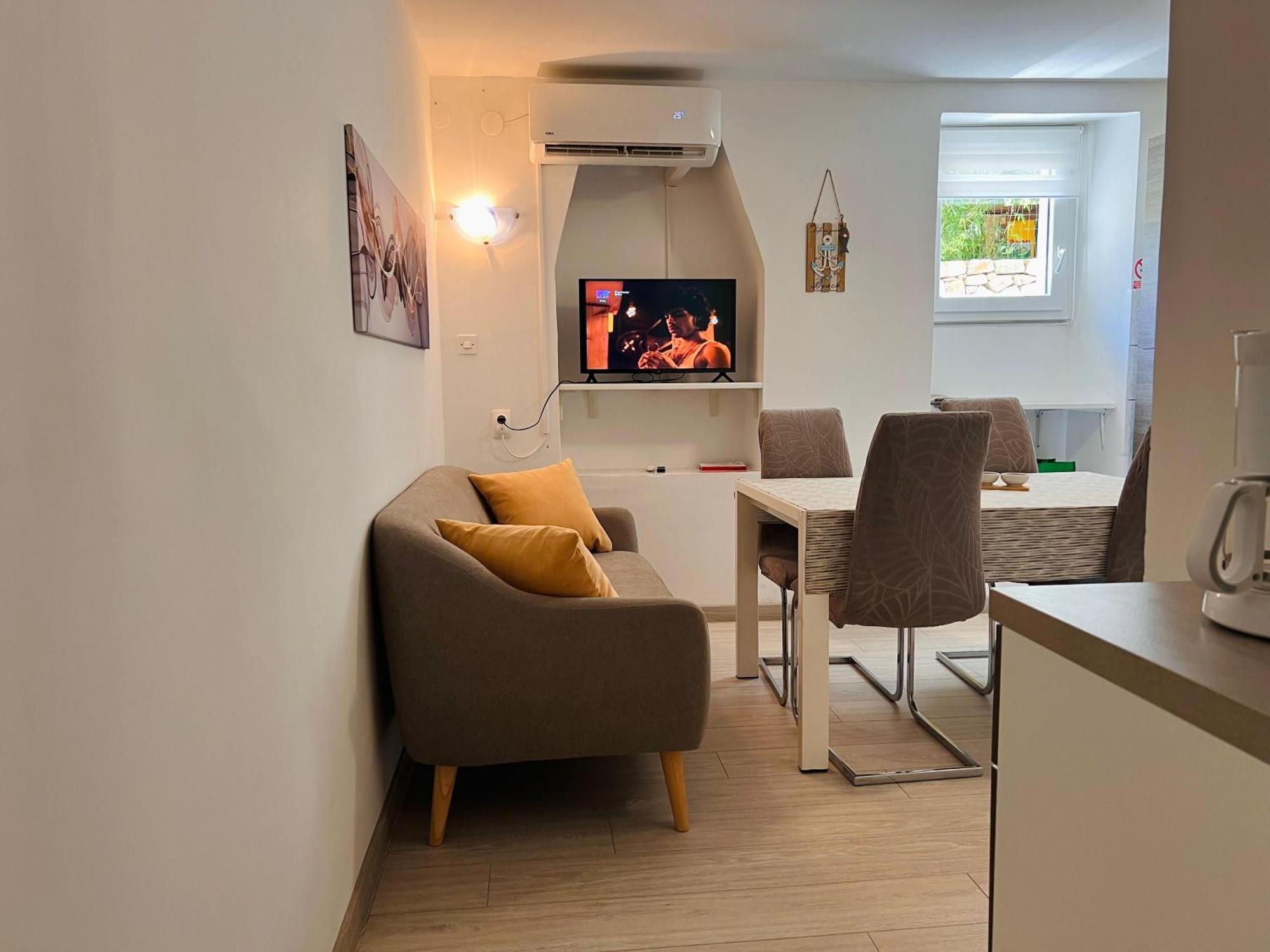 Apartman Gabriela Mali Losinj Mali Lošinj Exterior foto